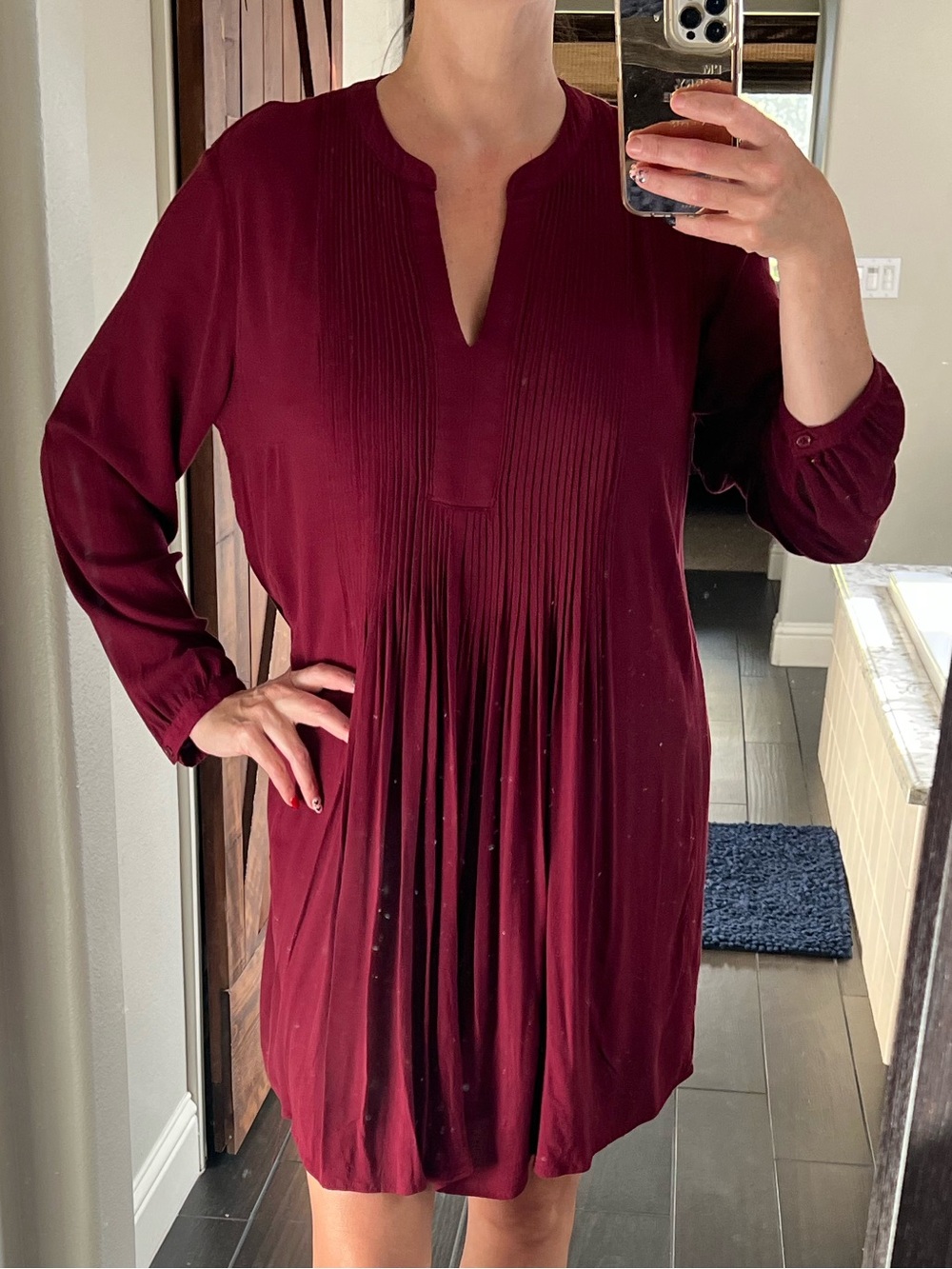Old Navy Red V-Neck Knit Dress